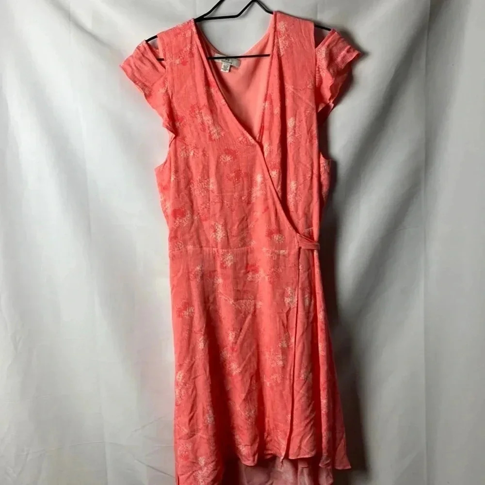 HALSTON WRAP DRESS WOMENS SIZE XL‎ CORAL SPLASH DESIGN HIGH LOW HEM BELTED